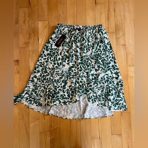 NWT Skirt